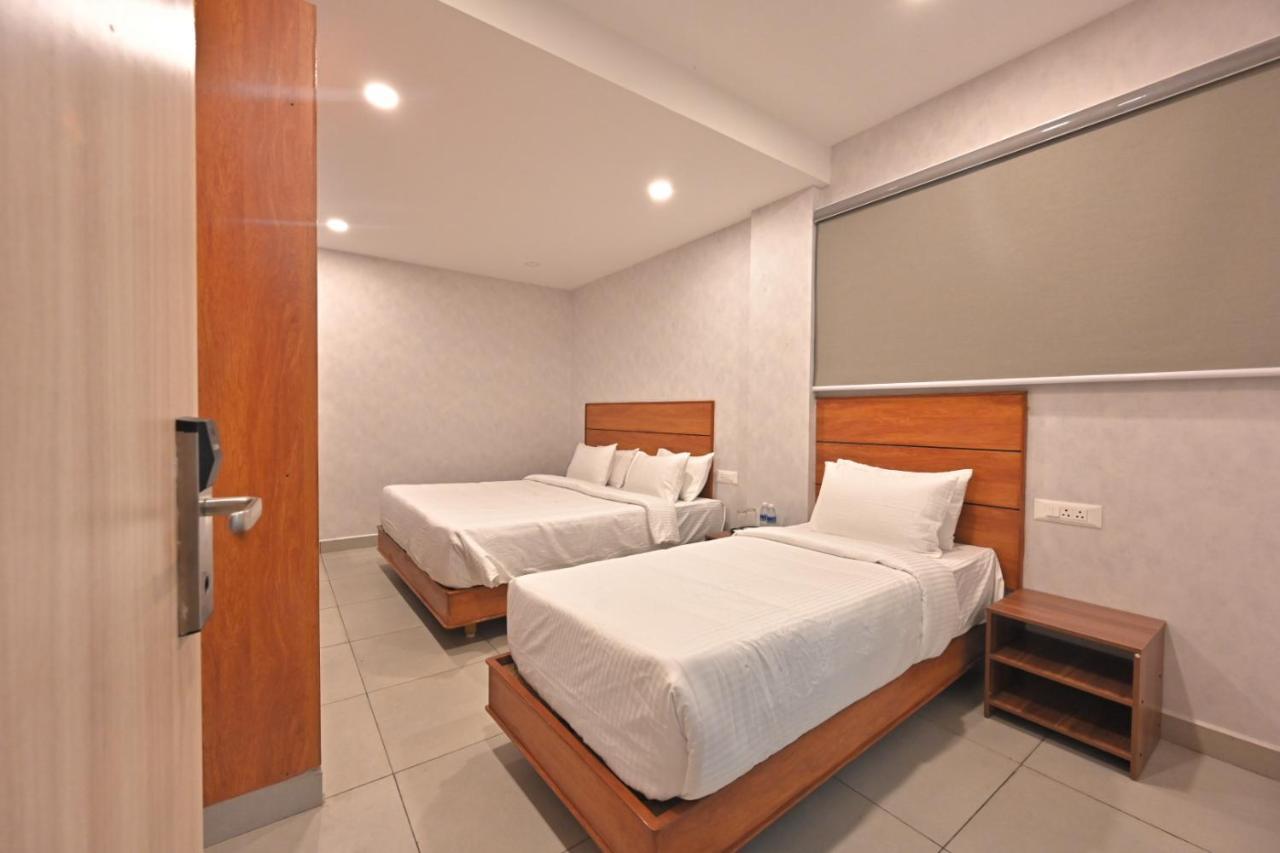 Cr Rivera Hotell Madurai Eksteriør bilde